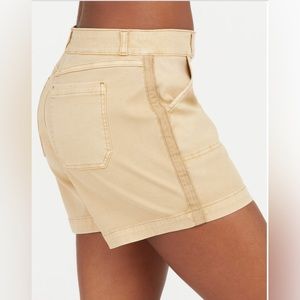 Spanx Women's Stretch Twill Shorts sz S